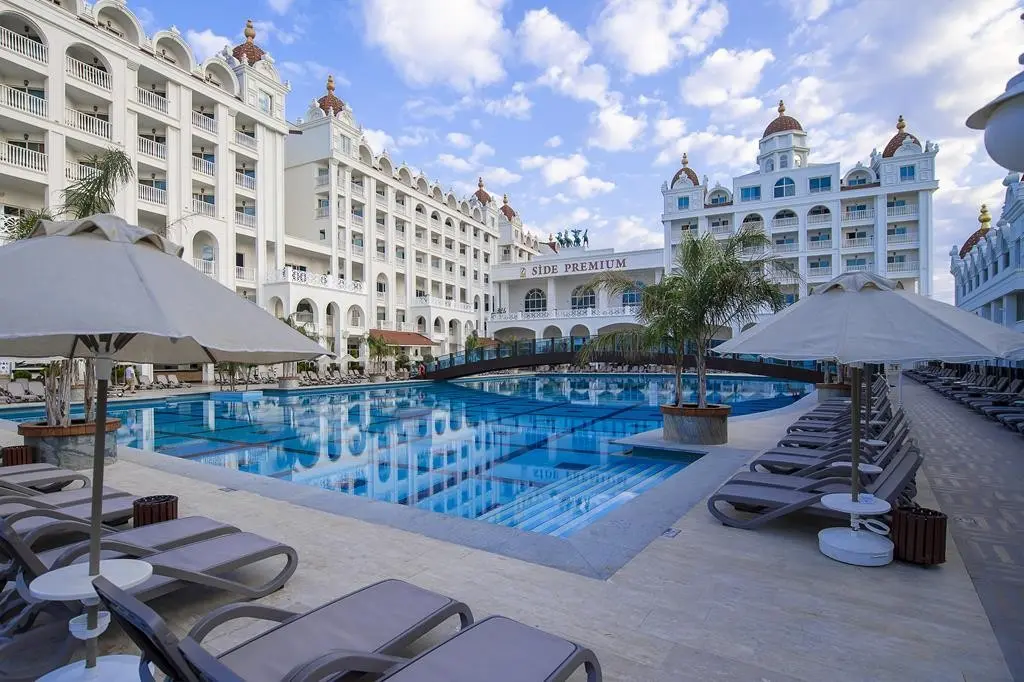 Side Premium — SIDE PREMIUM BY OZ HOTELS