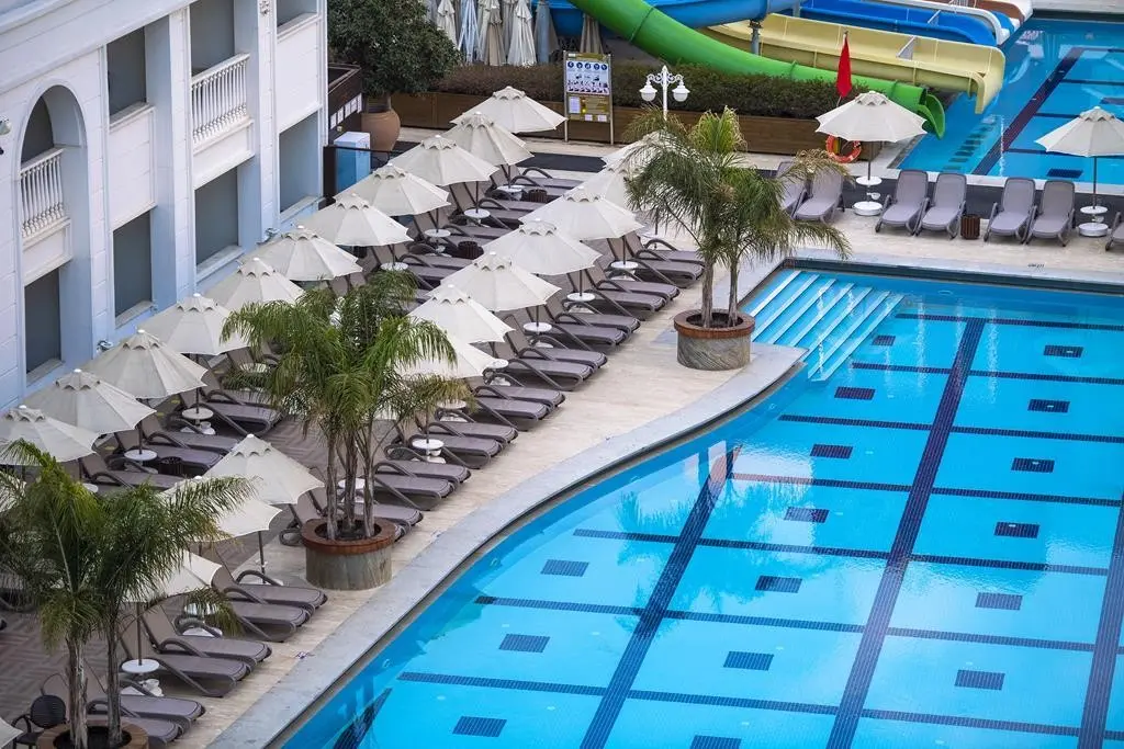 Side Premium — SIDE PREMIUM BY OZ HOTELS