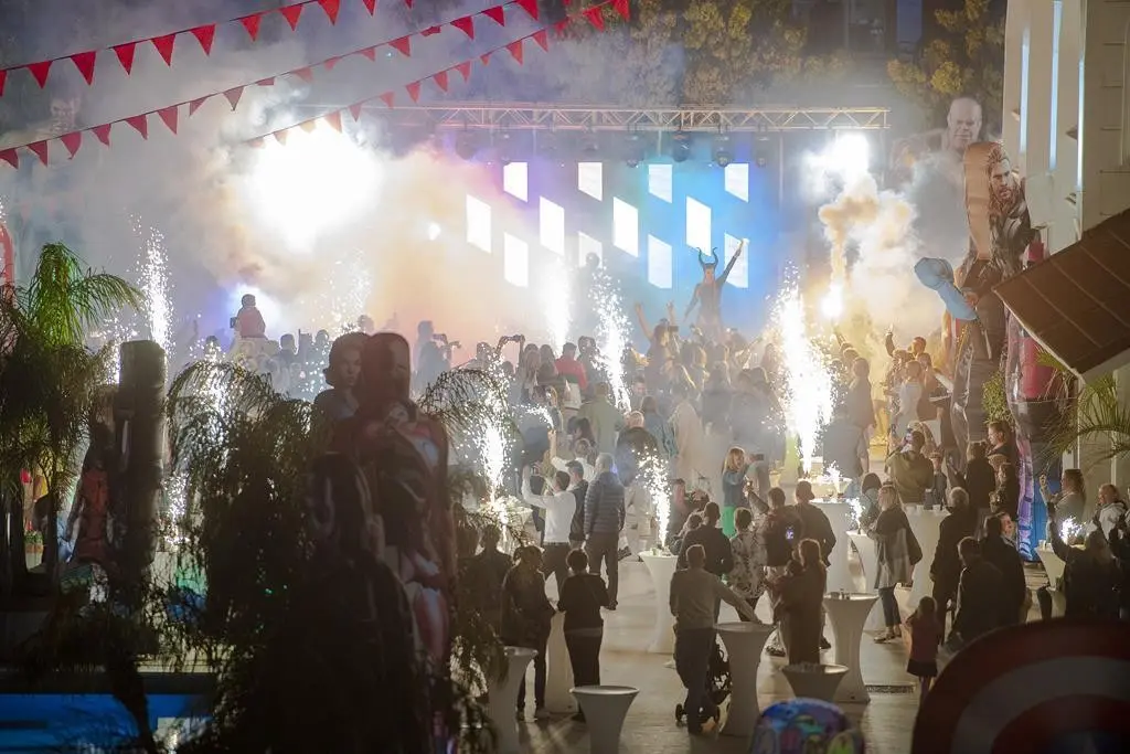 Side Premium — SIDE PREMIUM BY OZ HOTELS