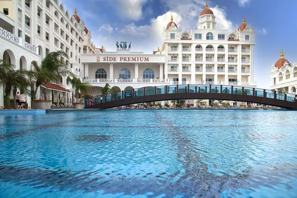 Side Premium — SIDE PREMIUM BY OZ HOTELS