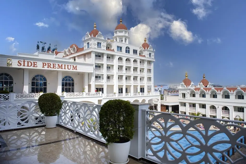 Side Premium — SIDE PREMIUM BY OZ HOTELS