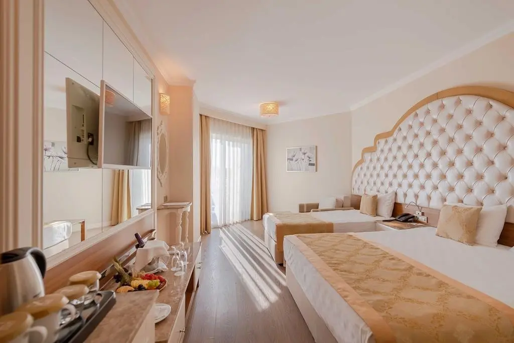 Side Premium — SIDE PREMIUM BY OZ HOTELS