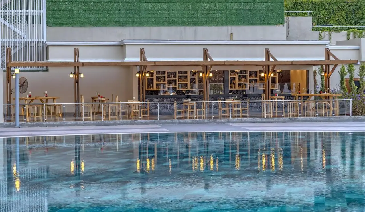Basen w hotelu Sidemarin Kirman Premium