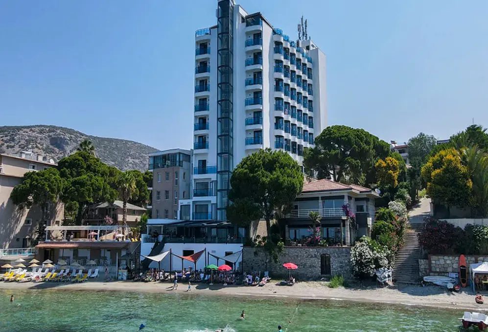 Plaża przy hotelu Signature Blue Resort