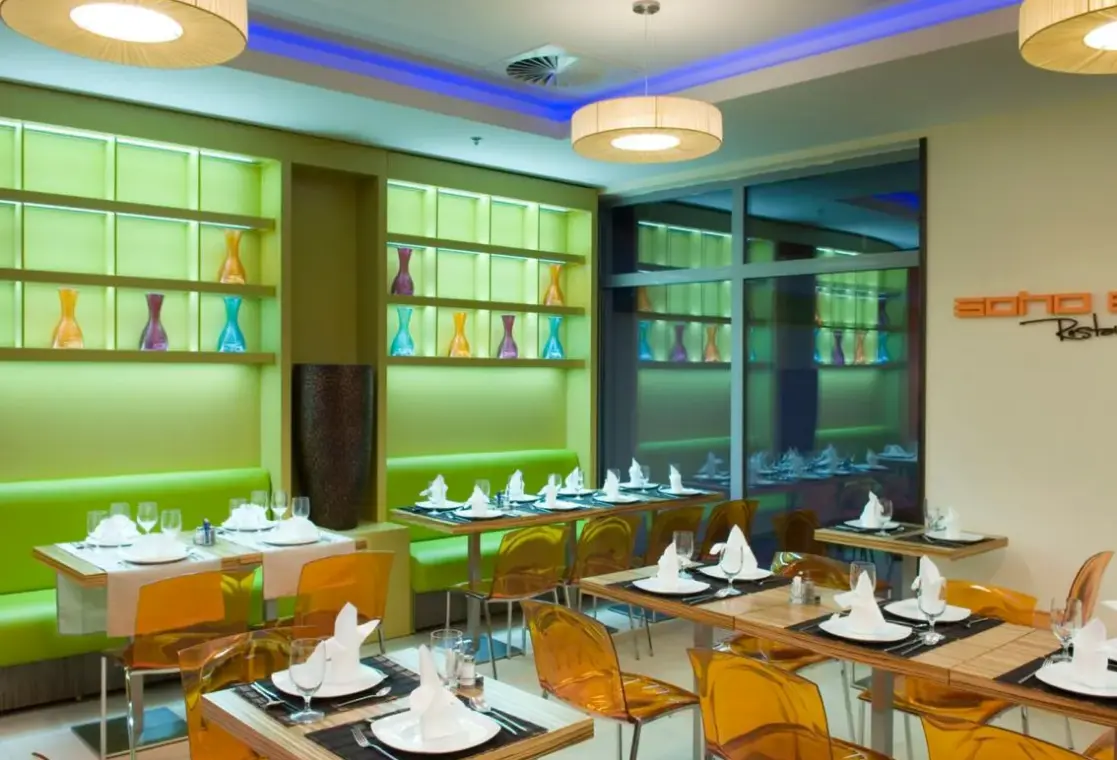 Restauracja i jedzenie w hotelu Soho Boutique Hotel