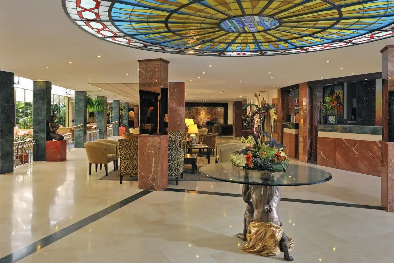 Lobby hotelu Sol Don Marco