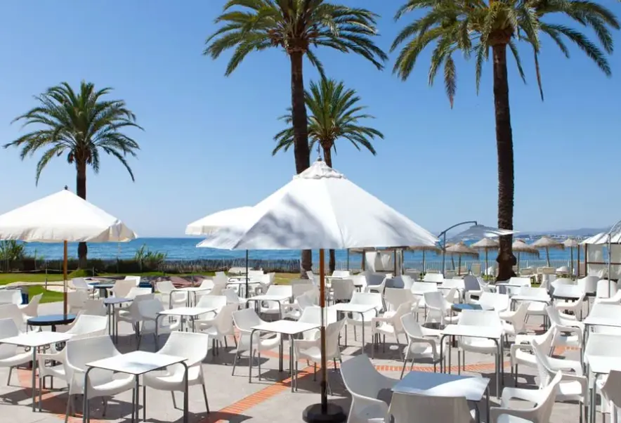 Restauracja i jedzenie w hotelu Sol Marbella Estepona Atalaya Park