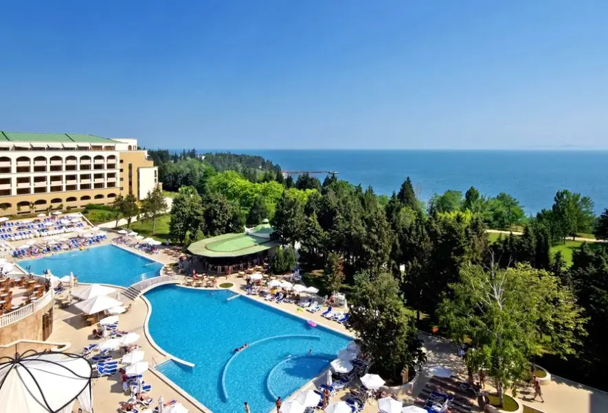 Basen w hotelu Sol Nessebar Bay & Mare