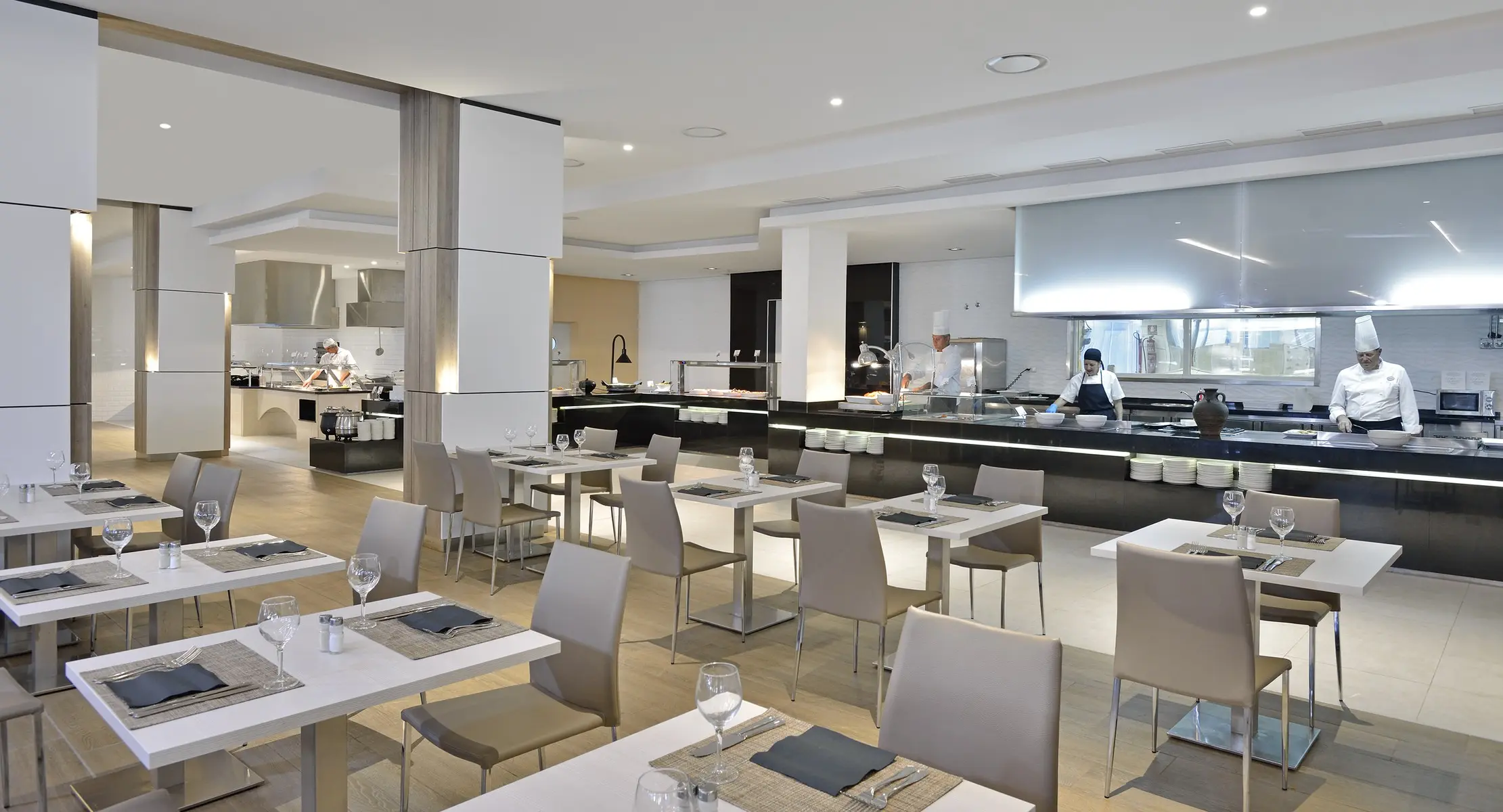 Restauracja i jedzenie w hotelu Sol Torremolinos / Benalmadena Don Pablo