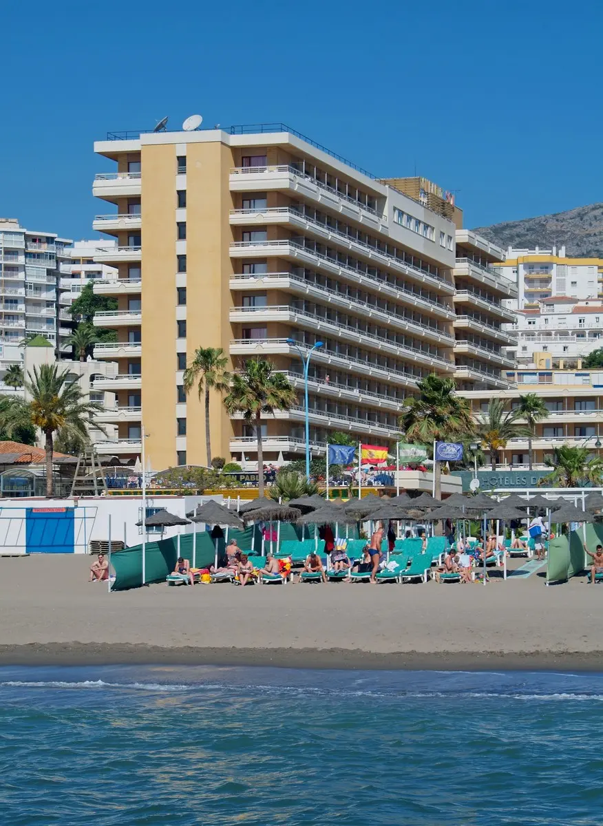 Plaża przy hotelu Sol Torremolinos / Benalmadena Don Pablo