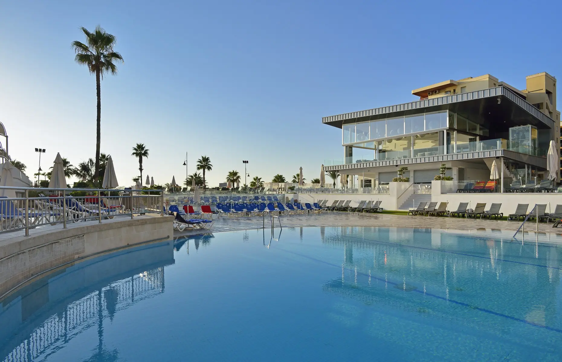 Basen w hotelu Sol Torremolinos / Benalmadena Don Pablo