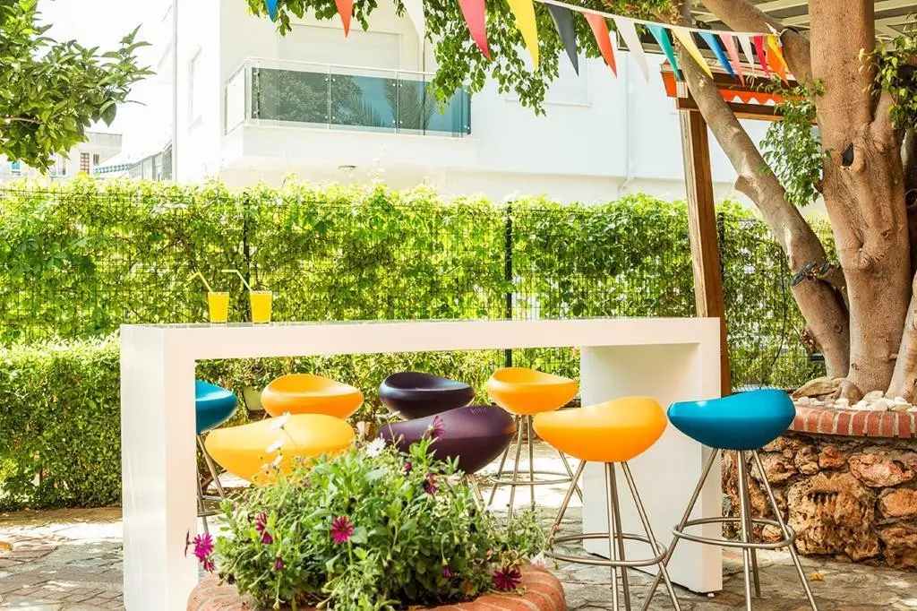 Summer Garden Suites & Beach Hotel — SUNPARK GARDEN