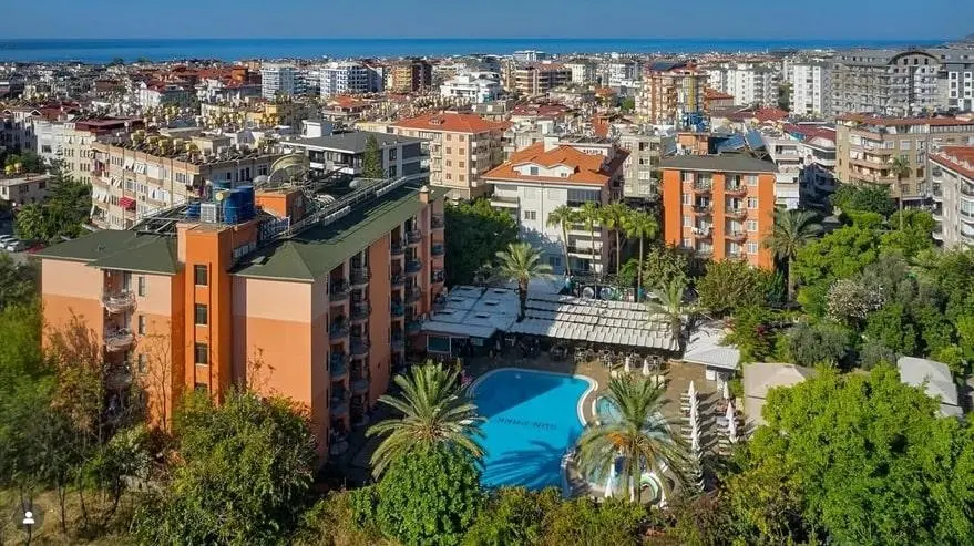 Summer Garden Suites & Beach Hotel — SUNPARK GARDEN