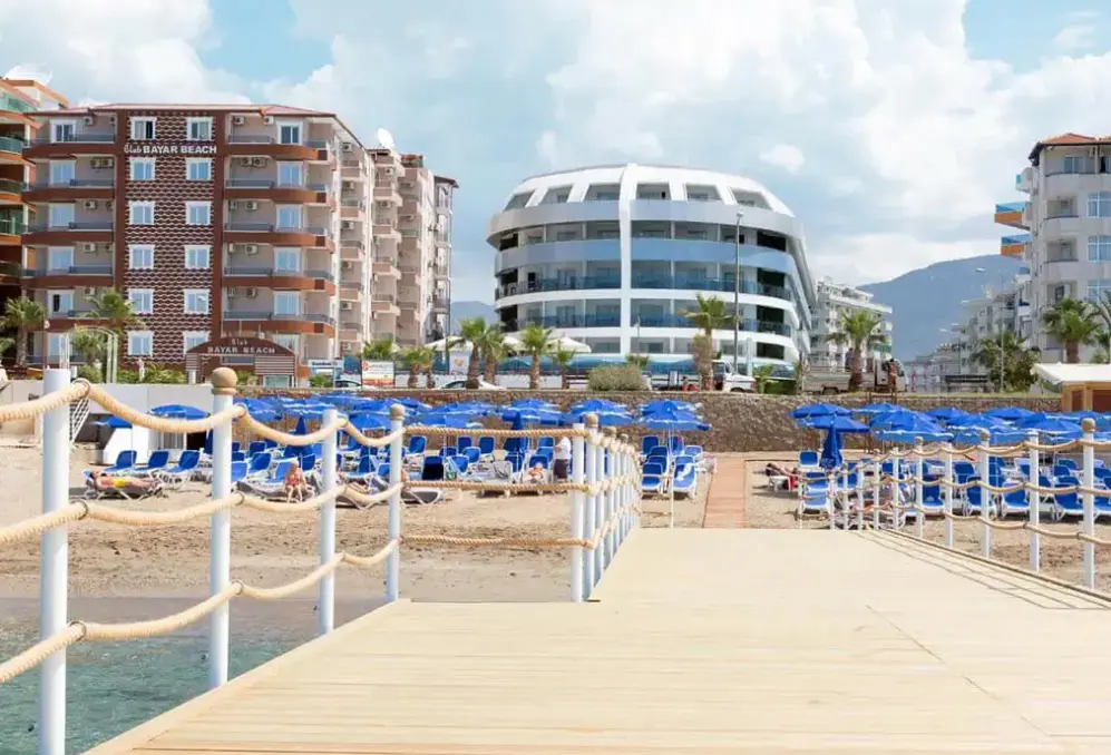 Plaża przy hotelu Sunprime C-Lounge