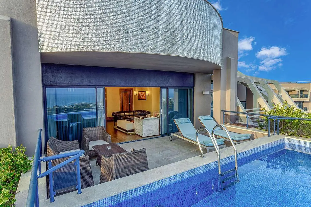 Susesi Luxury Resort — SUSESI LUXURY RESORT