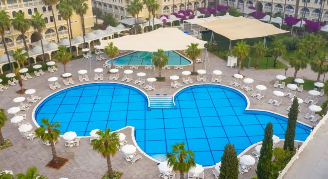 Basen w hotelu Swandor Hotel & Resort Topkapi Palace
