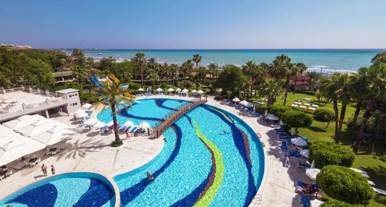 Terrace Beach Resort — TERRACE BEACH