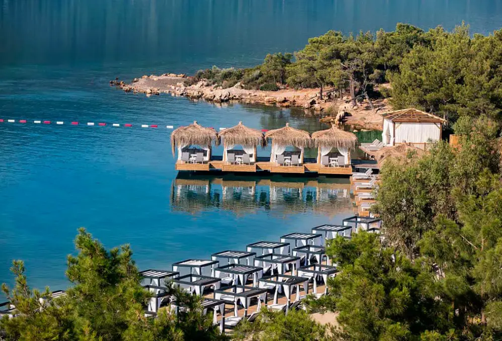 Plaża przy hotelu Titanic Luxury Collection Bodrum