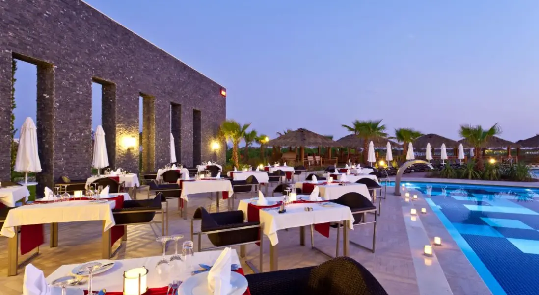 Basen w hotelu TUI Blue Belek