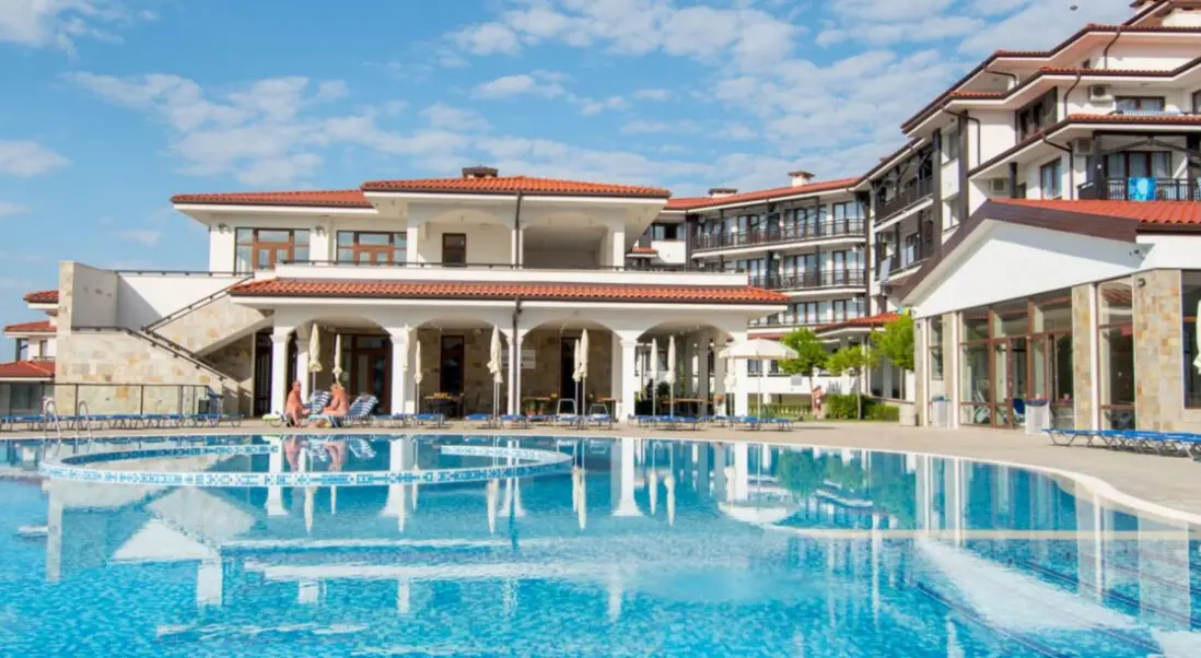 Basen w hotelu TUI Blue Nevis Resort