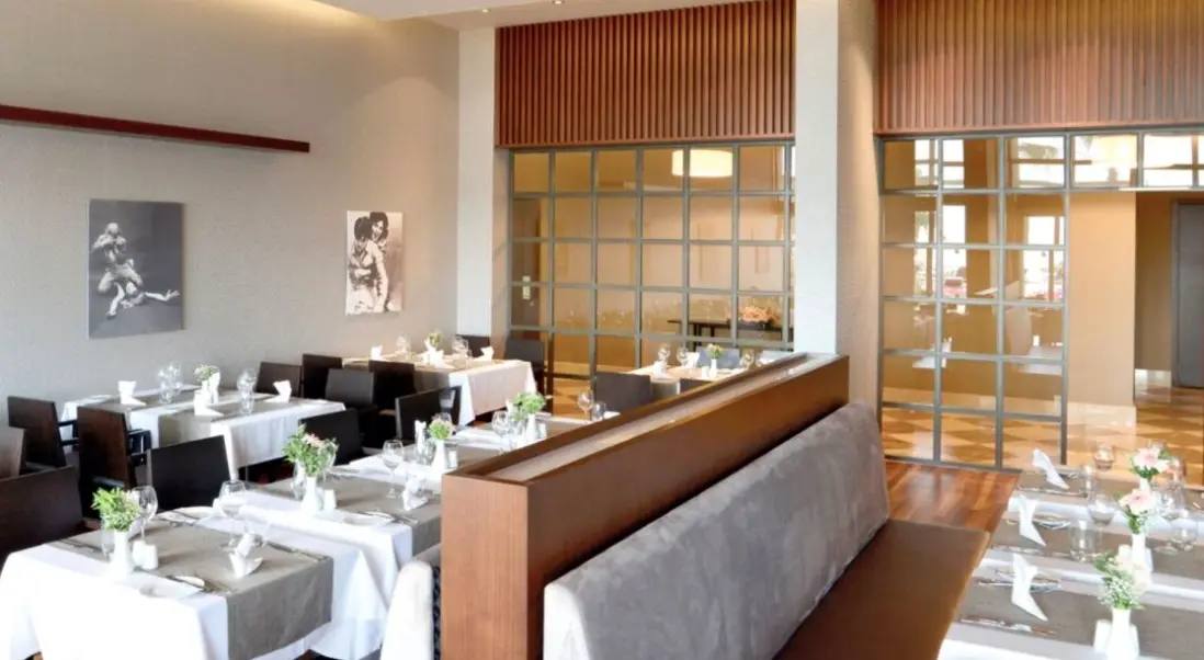 Restauracja i jedzenie w hotelu TUI Blue Sensatori Akra Sorgun