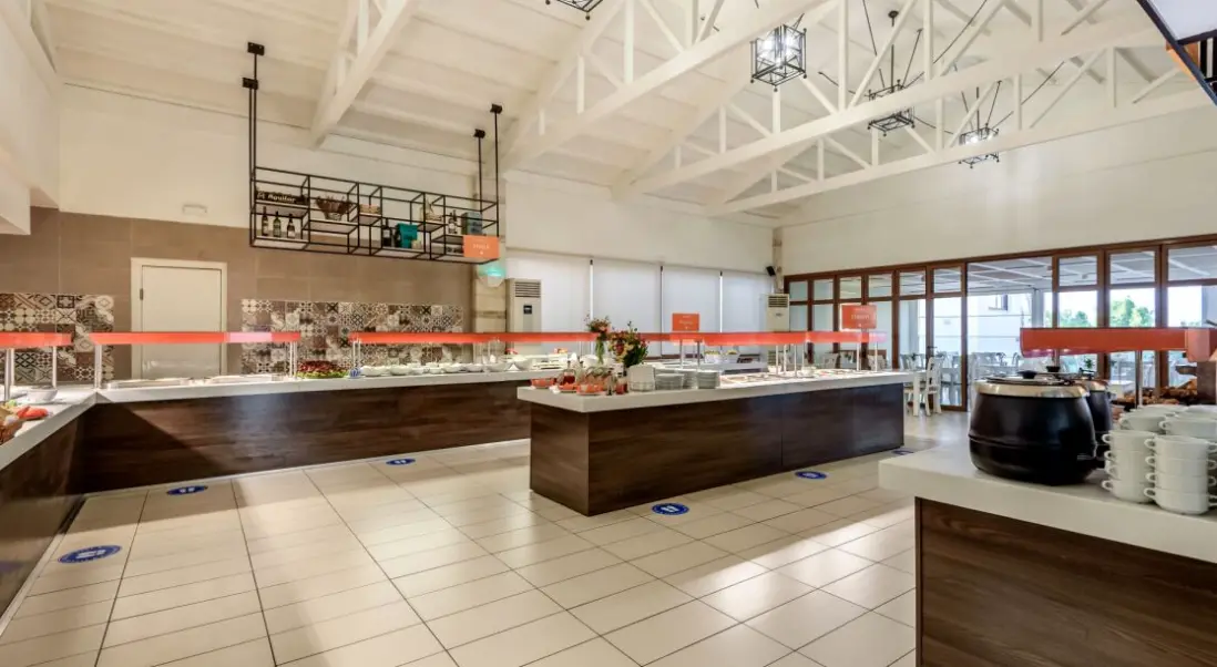 Restauracja i jedzenie w hotelu TUI Suneo Althea Village