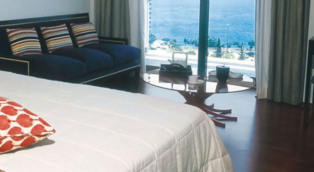 Pokój w hotelu Vouliagmeni Suites