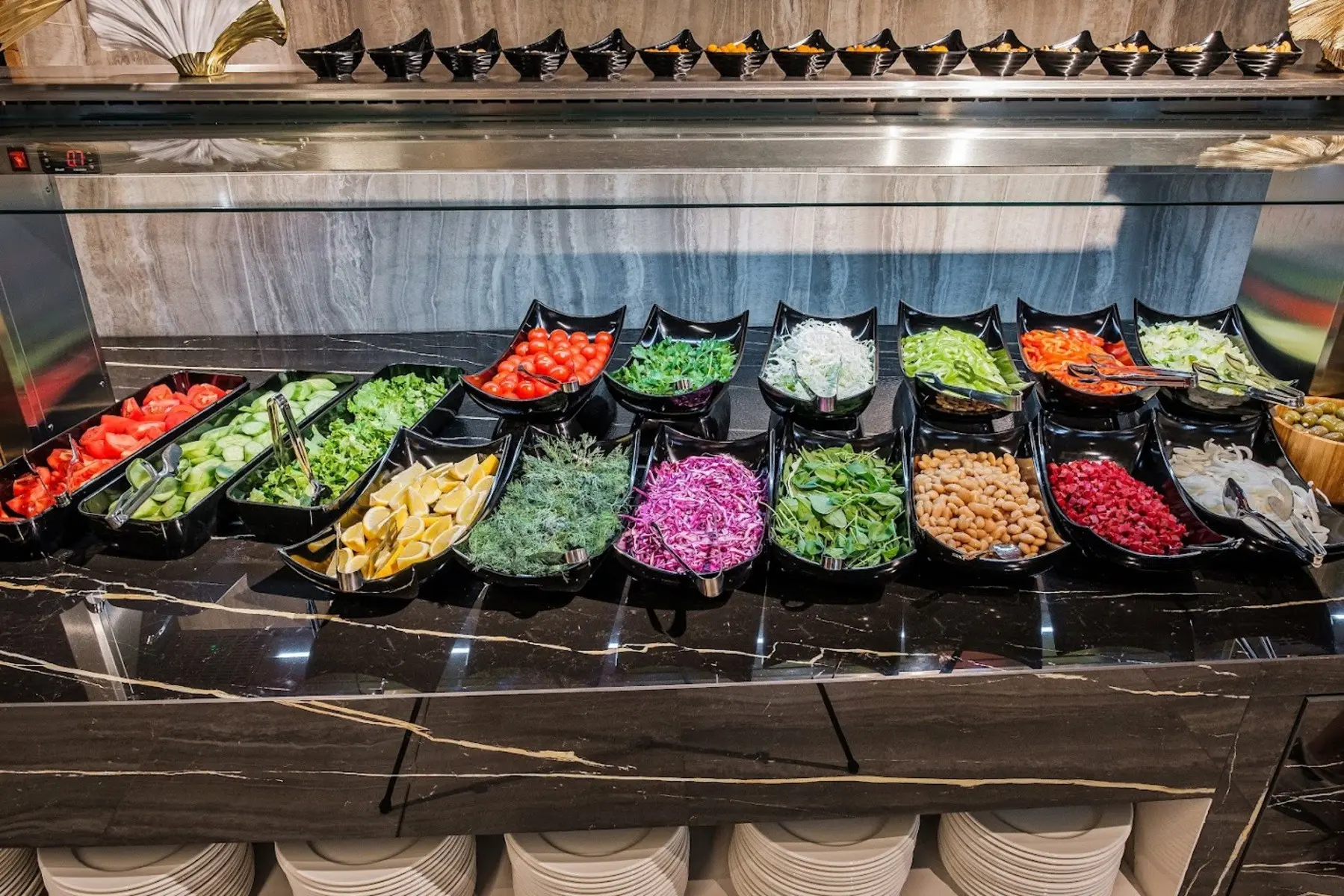 Voya Beach Resort — VOYA BEACH RESORT