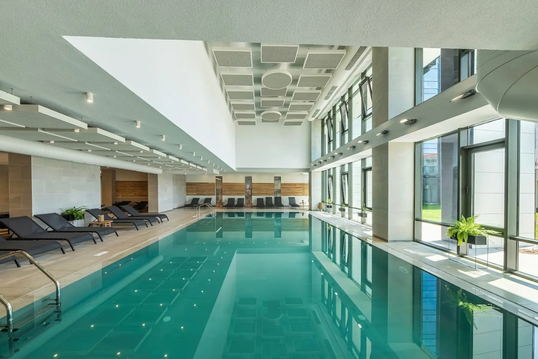 Voya Beach Resort — VOYA BEACH RESORT