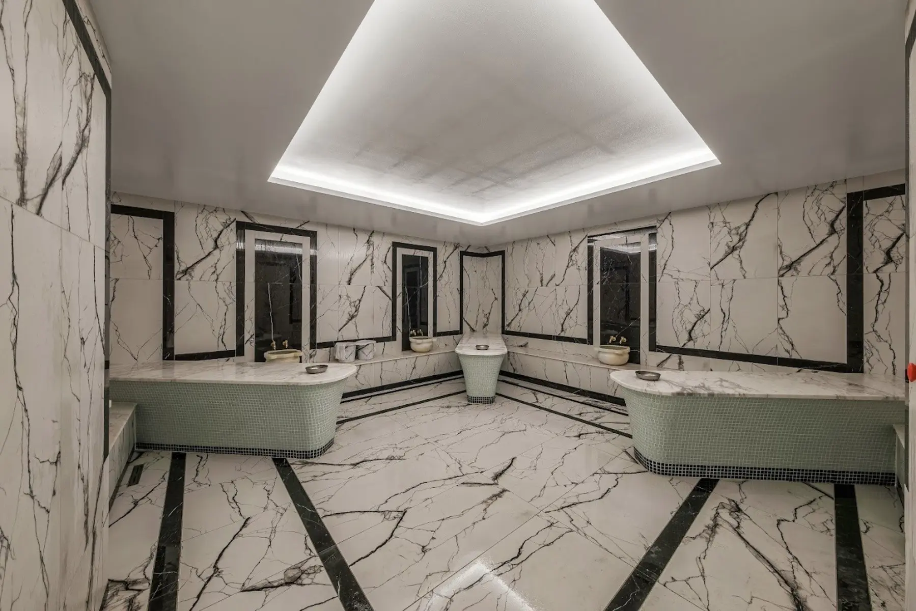 Voya Beach Resort — VOYA BEACH RESORT