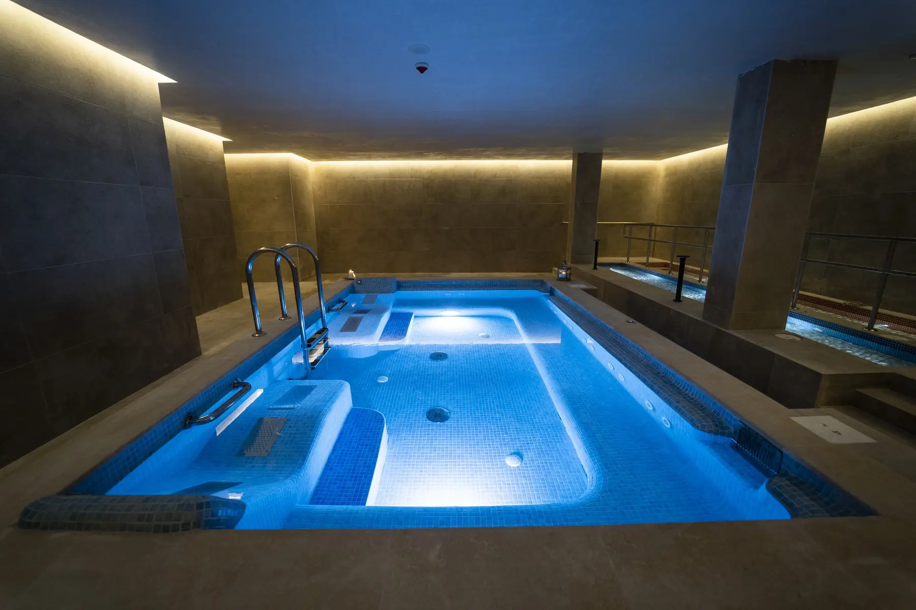 Wave Resort — WAVE RESORT