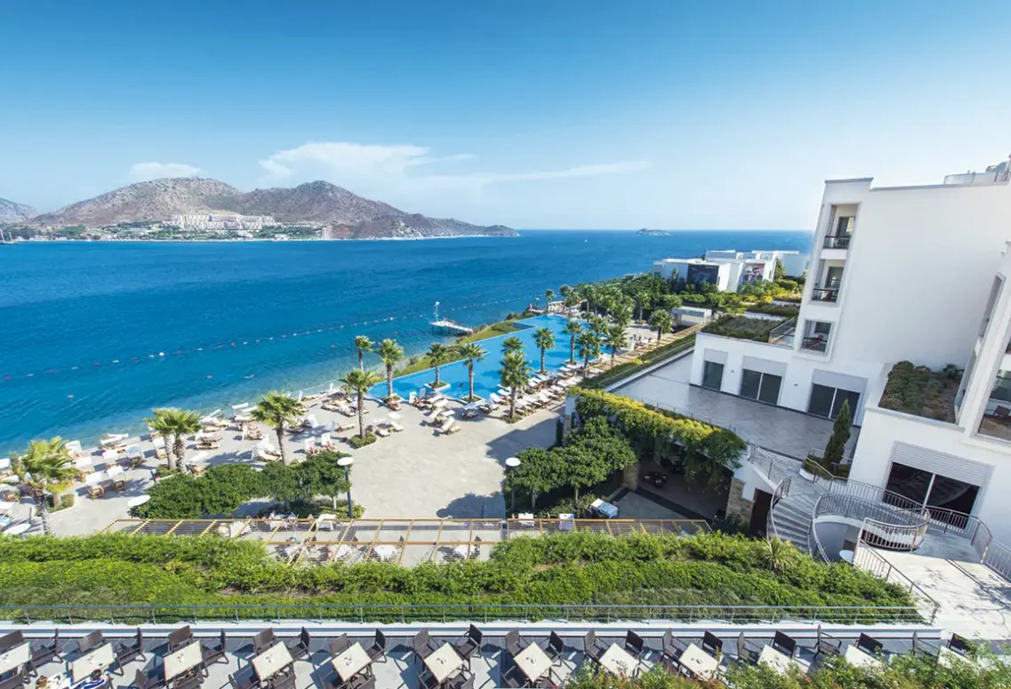 Basen w hotelu Xanadu Island
