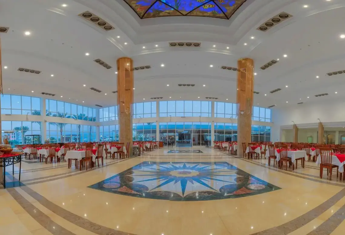Restauracja i jedzenie w hotelu Albatros Makadi Resort