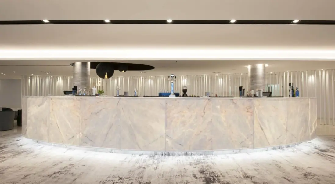Lobby hotelu Alto Lido