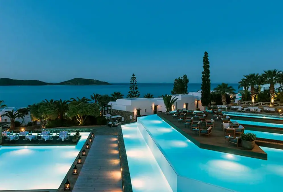 Basen w hotelu Aquila Elounda Village