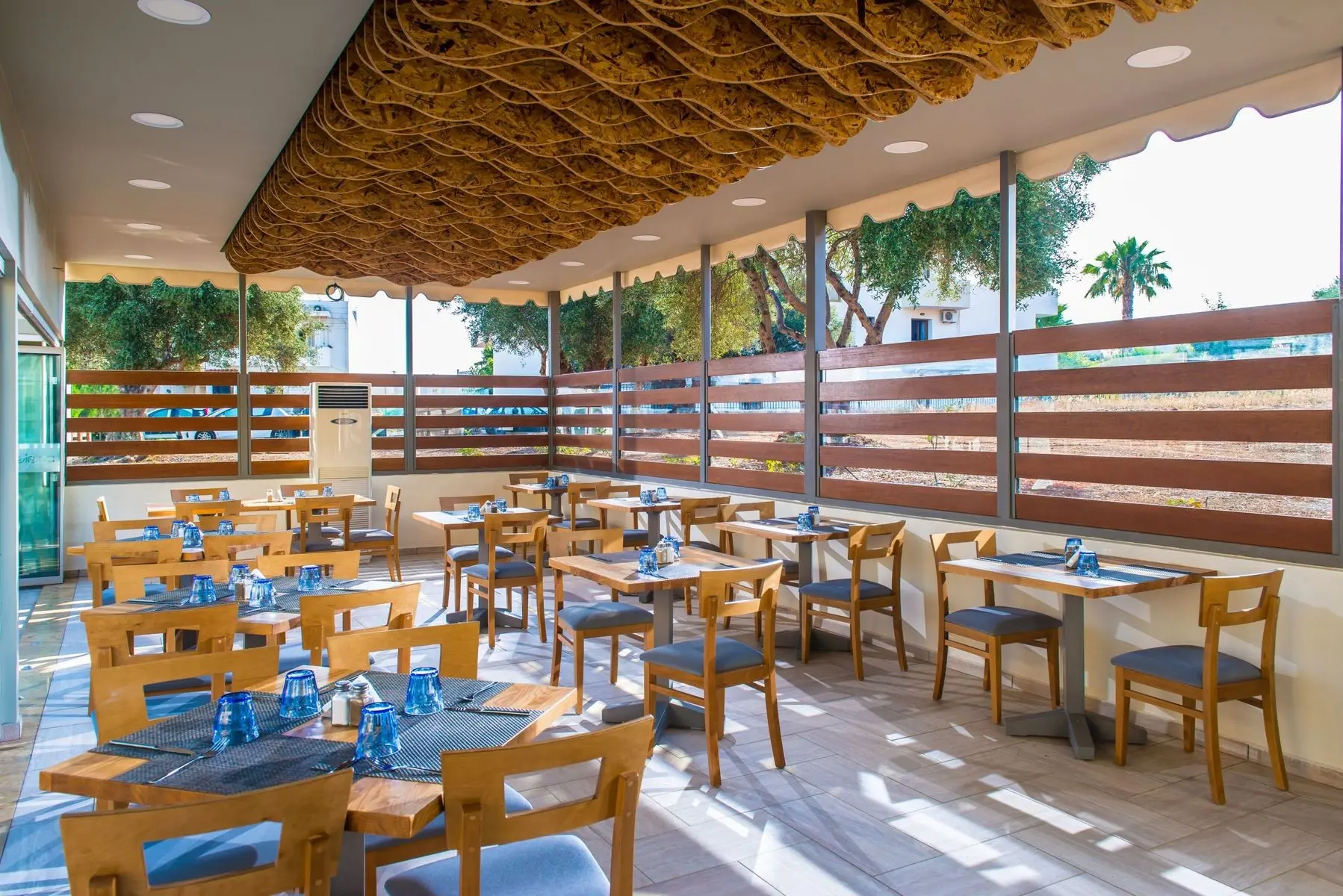 Bella Elena — BELLA ELENA