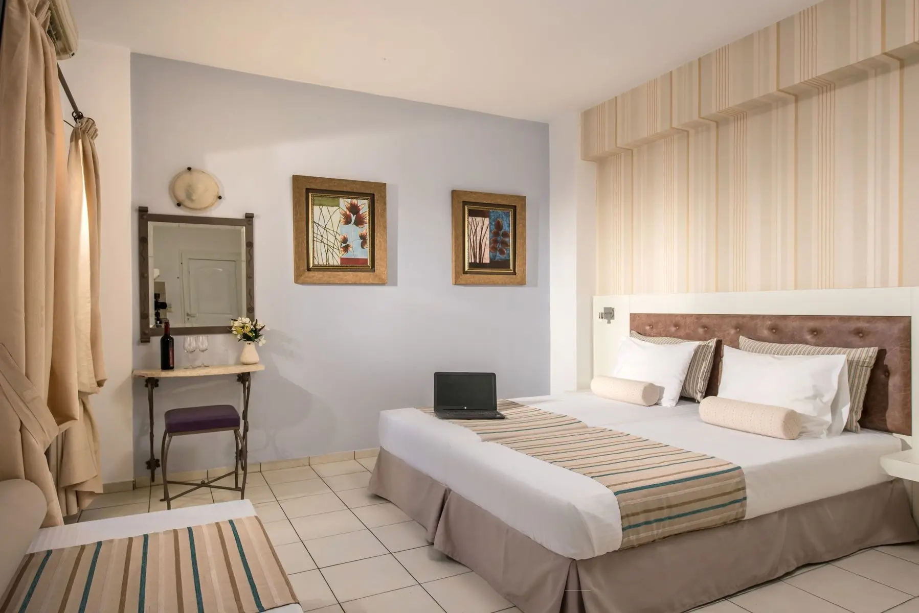 Bella Elena — BELLA ELENA