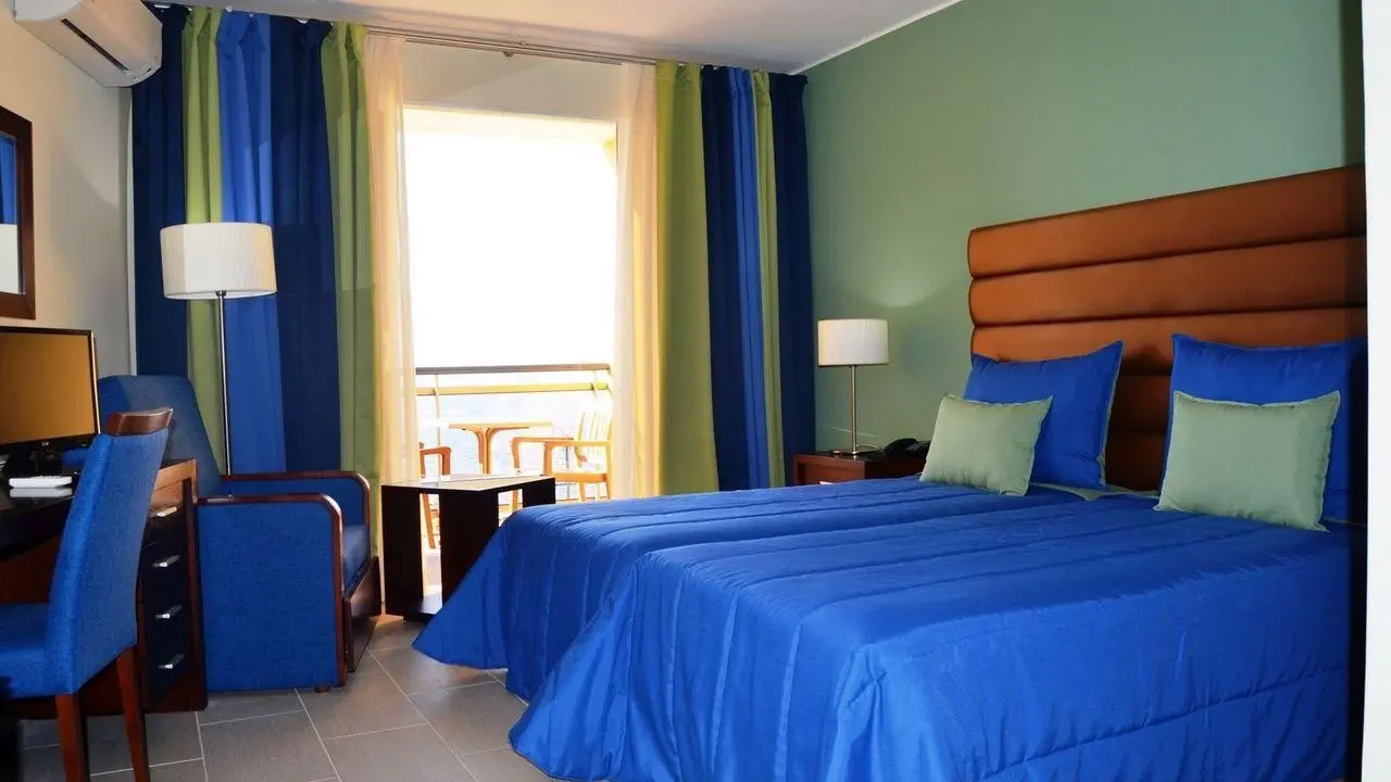 Cais da Oliveira — CAIS DA OLIVEIRA