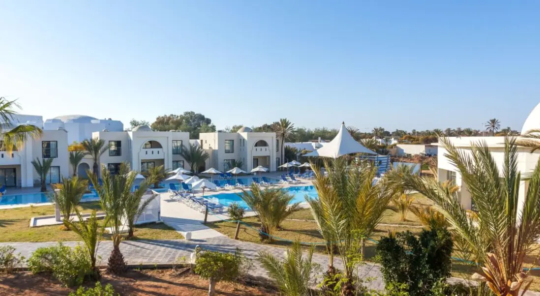 Basen w hotelu Cesar Thalasso Conventions
