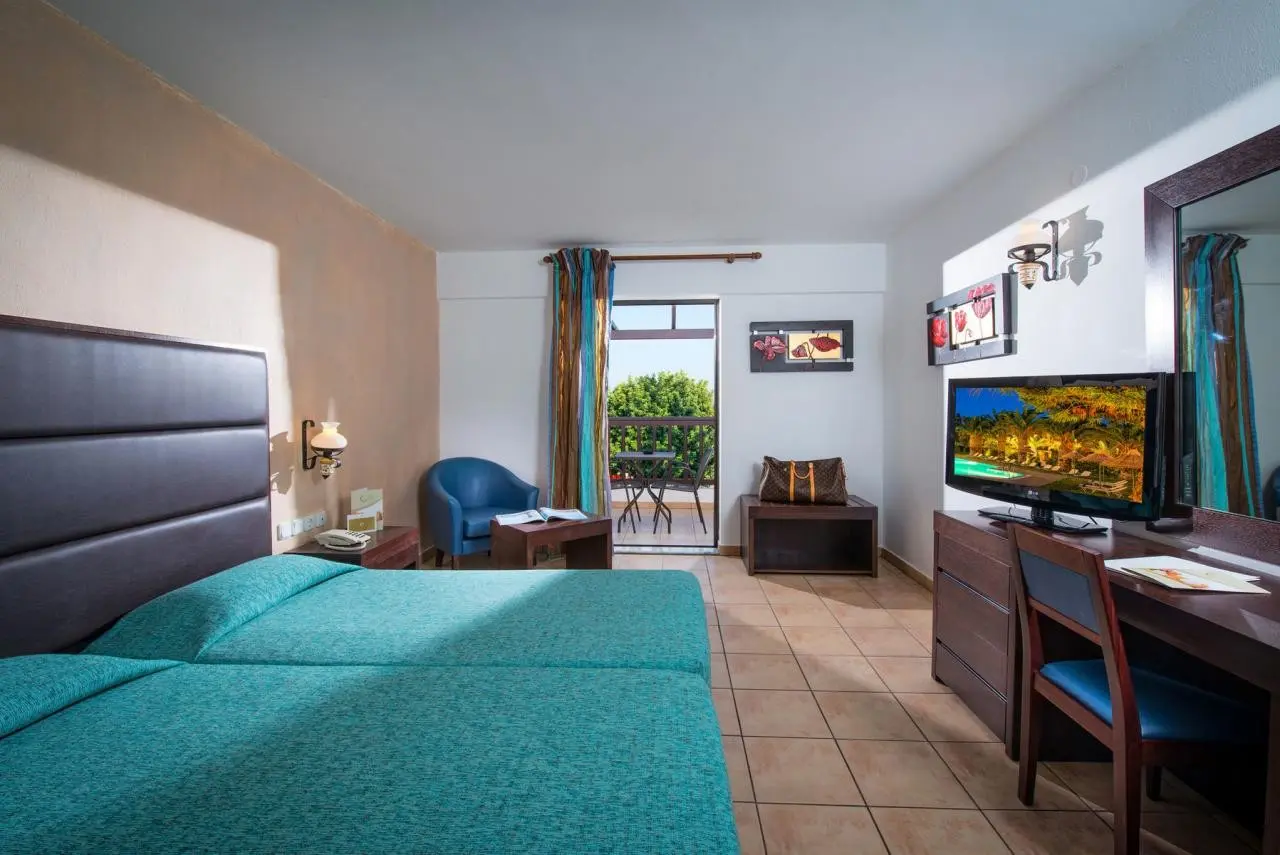 Chersonissos Maris — HERSONISSOS MARIS