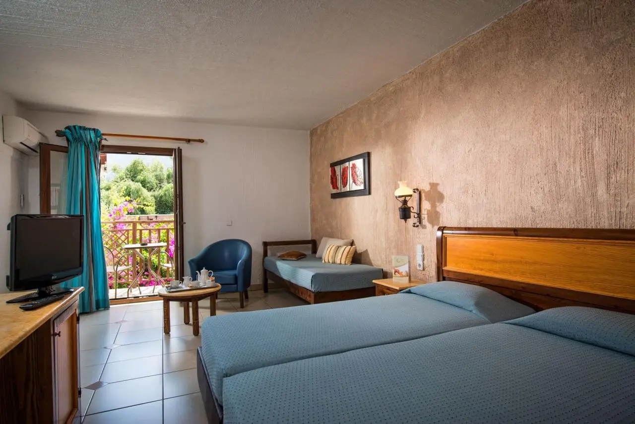 Chersonissos Maris — HERSONISSOS MARIS