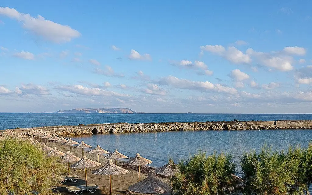 Club Aphrodite Beach — APHRODITE BEACH CLUB