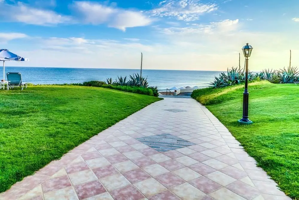 Creta Royal — CRETA ROYAL