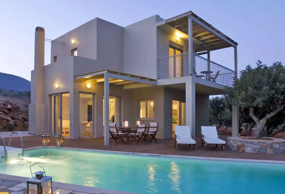 Basen w hotelu Domes of Elounda, Autograph Collection