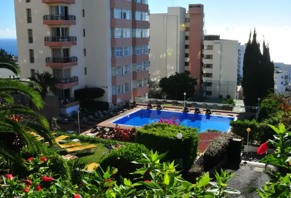 Basen w hotelu Dorisol Mimosa
