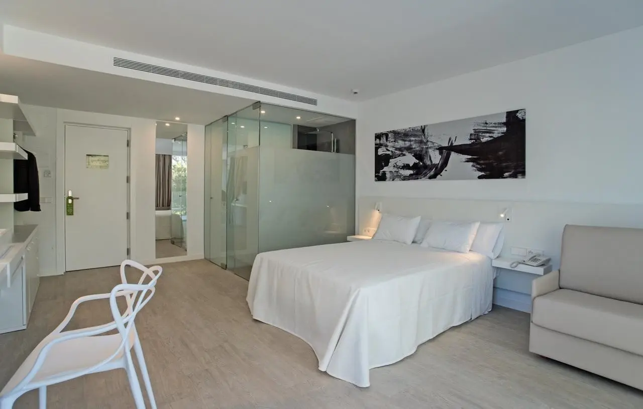 Els Pins Resort & Spa — ELS PINS RESORT & SPA