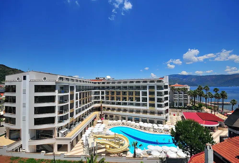 Obiekt hotelu Golden Rock Beach Hotel