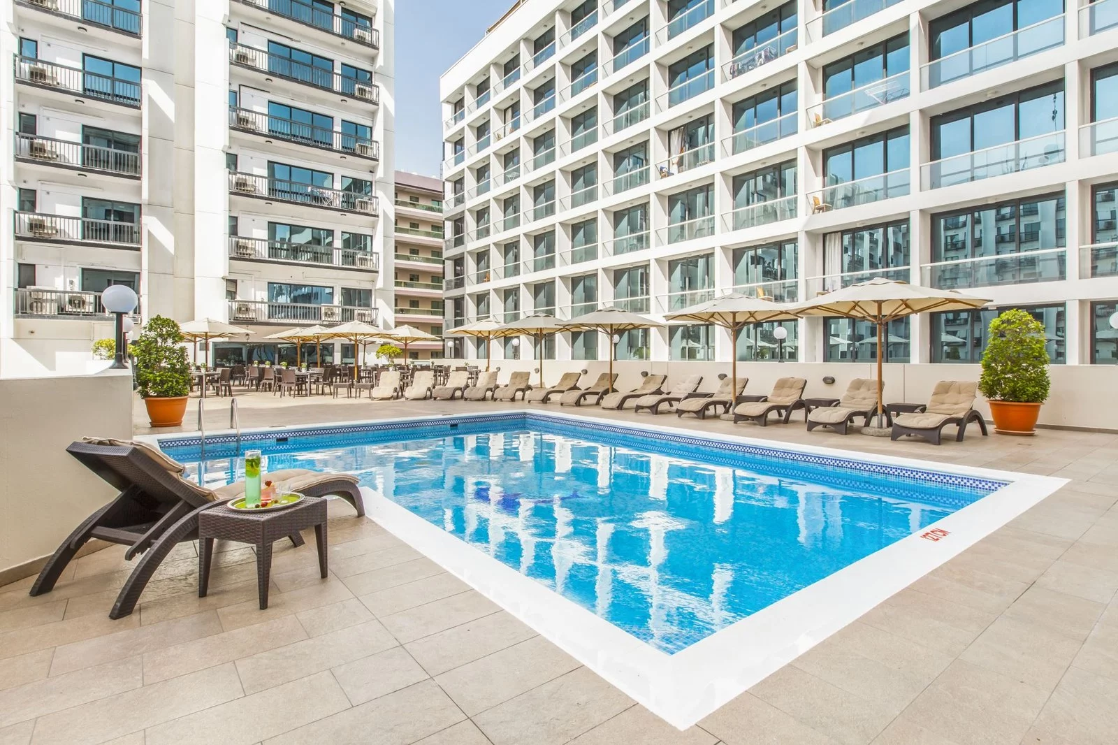 Hotel Golden Sands Hotel Apartments
