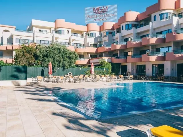 Grand Muthu Forte da Oura — GRAND MUTHU FORTE DA OURA