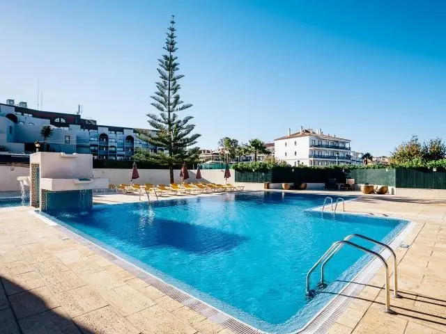 Grand Muthu Forte da Oura — GRAND MUTHU FORTE DA OURA